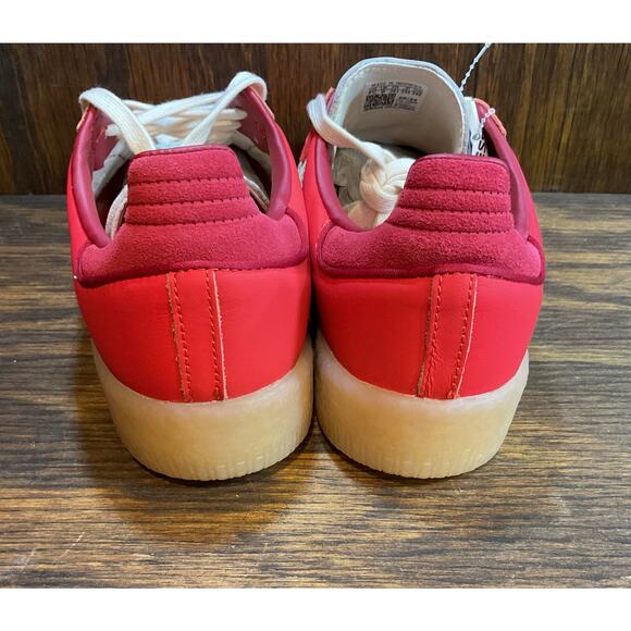 adidas Active Red samba valentine women Size 7.5 New Release 2/7 new without box - Picture 2 of 6